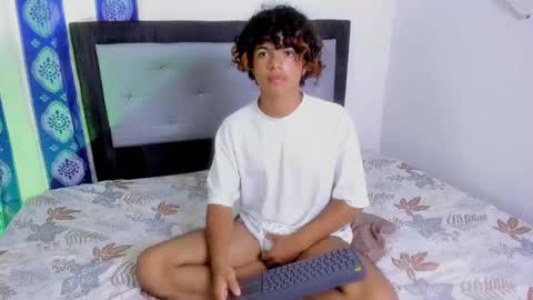 swwet_boy online show from 12.23.24