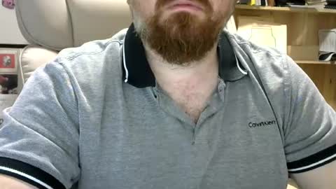 Snapshot of sxydadbod2 chatting on 06.25.26 sxydadbod2 online show from 06.25.26