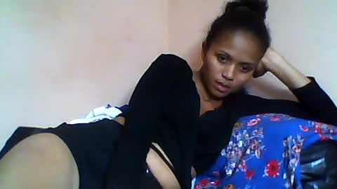Snapshot of sylvaniah01 chatting on 05.30.26 sylvaniah01 online show from 05.30.26