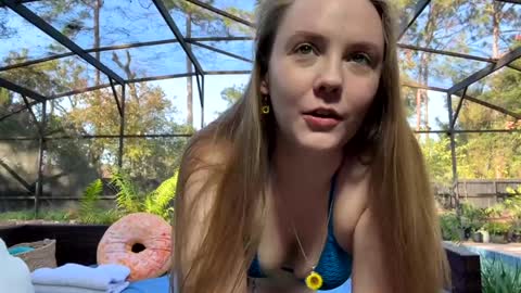 Jennah online show from 11.20.25