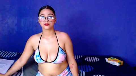 Snapshot of synfone_sex chatting on 10.22.25 synfone_sex online show from 10.22.25