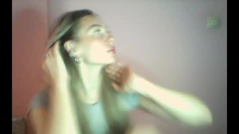Snapshot of syrami chatting on 06.17.26 syrami online show from 06.17.26