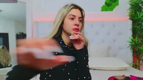 Snapshot of taahiraarabian chatting on 01.24.25 Arianna online show from 01.24.25