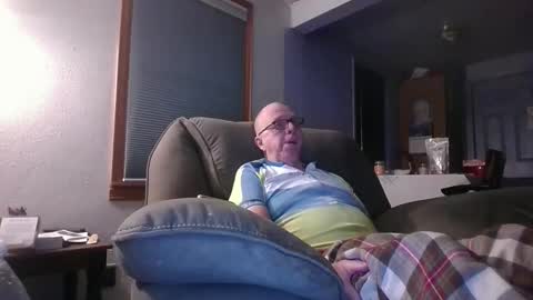 tacrunner66_ online show from 01.10.26