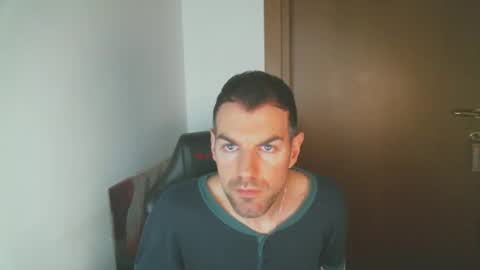 Snapshot of taf1989 chatting on 12.19.24 taf1989 online show from 12.19.24