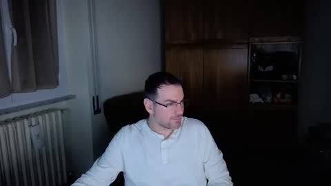 Snapshot of taf1989 chatting on 05.16.26 taf1989 online show from 05.16.26