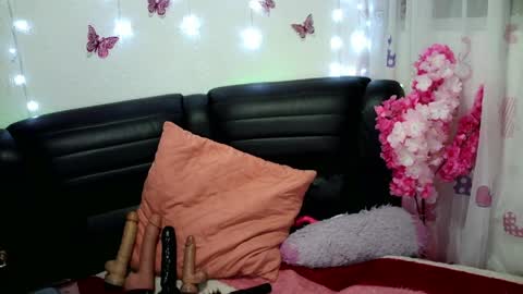   3 online show from 04.03.26