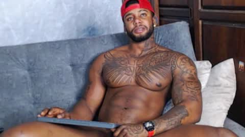 Tairon Tucke online show from 01.21.25