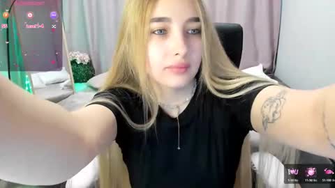 Taisia online show from 03.17.26