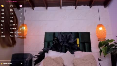 Taissa online show from 02.20.25