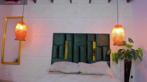 Taissa online show from 09.13.25