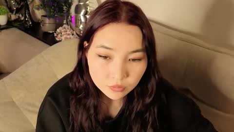 Soo Ying online show from 02.16.26