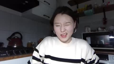 Lily online show from 12.01.25