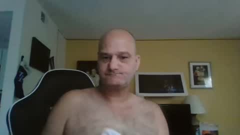 Snapshot of takerlover436295 chatting on 10.04.25 takerlover436295 online show from 10.04.25