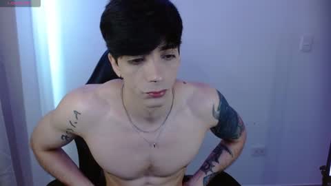 Snapshot of takeru___ chatting on 02.14.26 takeru___ online show from 02.14.26