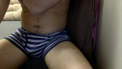 Snapshot of takumiseki chatting on 01.07.25 Taku online show from 01.07.25