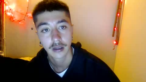 Snapshot of talhi_ chatting on 06.28.26 talhi_ online show from 06.28.26