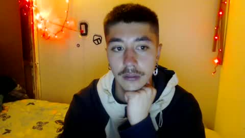 Snapshot of talhi_ chatting on 06.29.26 talhi_ online show from 06.29.26
