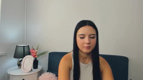 taliasensitive online show from 10.04.25