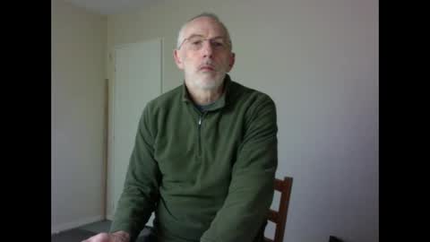 Snapshot of taliesin4321 chatting on 01.04.25 Jack Pierrot online show from 01.04.25