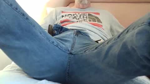 Snapshot of tallboy53 chatting on 02.22.25 Ill tell you if you really want to know. online show from 02.22.25