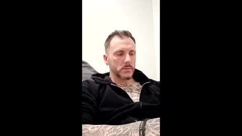 Snapshot of tallcleancuthung chatting on 03.15.26 Tallcleancuthung online show from 03.15.26