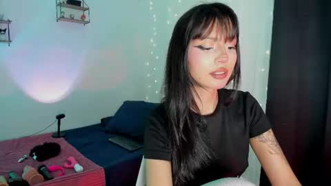 Snapshot of tamara_aluna_ chatting on 07.29.26 Tamy online show from 07.29.26