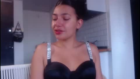 Snapshot of tamara_daniels chatting on 06.10.26 Tamara online show from 06.10.26