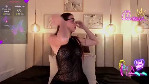 Snapshot of tamara_kisses chatting on 06.15.26 tamara online show from 06.15.26