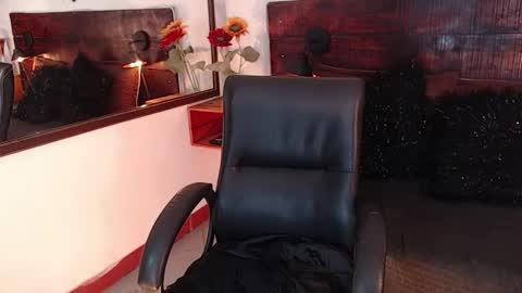    online show from 03.11.25