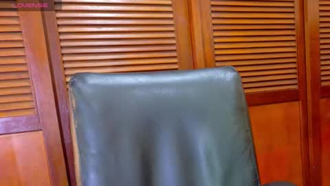    online show from 10.10.25