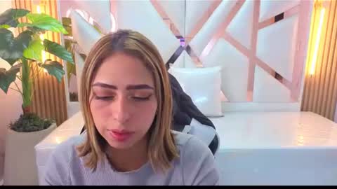 Snapshot of tamara_tp chatting on 06.22.26 Tamara online show from 06.22.26