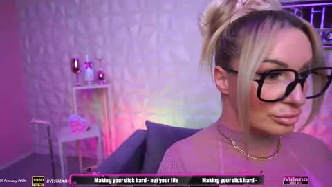 Snapshot of tamaramilano chatting on 02.19.26 TamaraMilano online show from 02.19.26