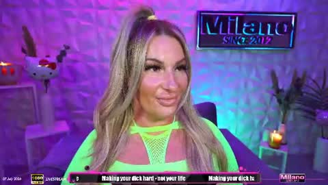 Snapshot of tamaramilano chatting on 07.07.26 TamaraMilano online show from 07.07.26
