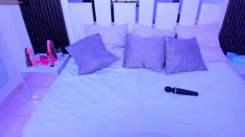 Snapshot of tamhy_ferrara chatting on 01.26.25 Tamhy online show from 01.26.25