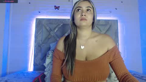 Snapshot of tami_vega chatting on 06.29.26 Tamy Vega online show from 06.29.26