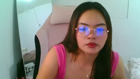 Snapshot of tammipoulton chatting on 05.24.26 Angel online show from 05.24.26