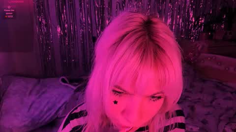 Lola online show from 01.07.26