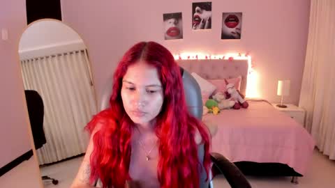Snapshot of tamy_edwards chatting on 06.07.26 Tamy online show from 06.07.26