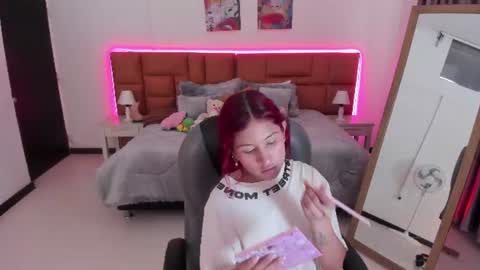 Snapshot of tamy_edwards chatting on 06.18.26 Tamy online show from 06.18.26