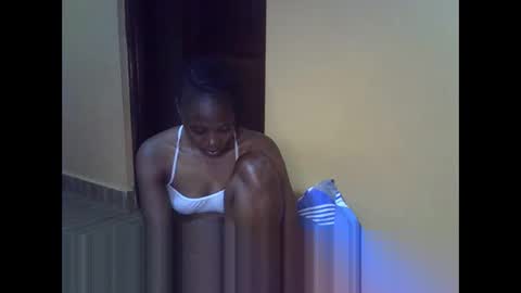 tainaissa online show from 04.11.26