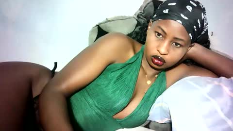 tanasha_20 online show from 10.15.25