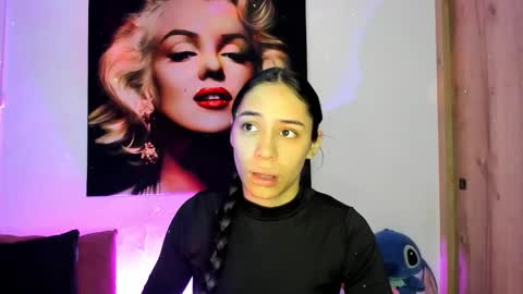 tania06 online show from 11.17.25