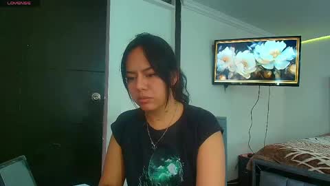 Snapshot of taniamendoza chatting on 06.10.26 TaniaMendoza online show from 06.10.26