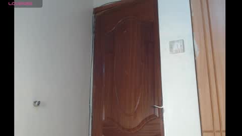 Snapshot of tannia004 chatting on 02.01.26 tania online show from 02.01.26