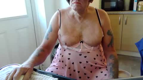 tansysomersetuk online show from 04.25.26