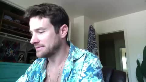 Snapshot of tantrichealing chatting on 05.15.26 Dr. Love online show from 05.15.26