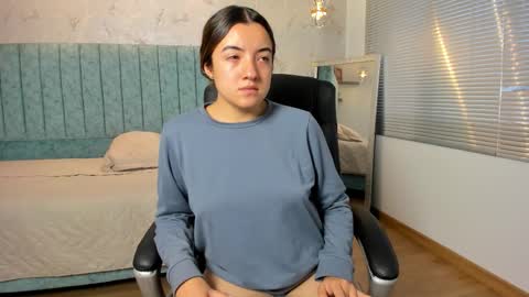 Snapshot of tara_parker chatting on 02.26.26 Tara online show from 02.26.26