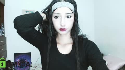 Snapshot of tara_tetsu chatting on 02.04.25 xemy Please help me to reach 1000 thumbs up online show from 02.04.25