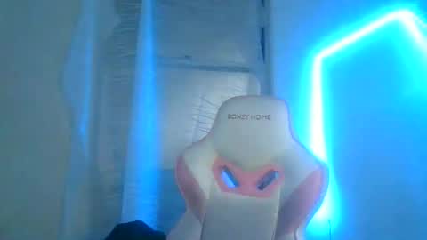 Snapshot of tasha_sky chatting on 01.18.25 tasha_sky online show from 01.18.25